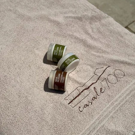 Casale 700 Bed & Breakfast 4*