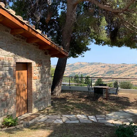 Casale 700 Bed & Breakfast *